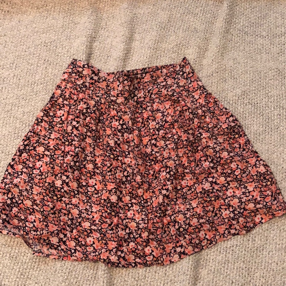 Floral Flowy Skirt Size XS